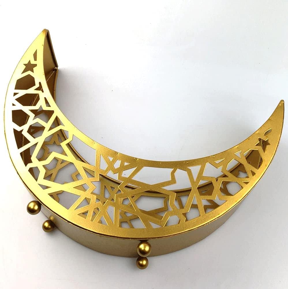 Elegant Moon Serving Tray for Dry Fruits & Snacks – Luxury Gold Metal Crescent Moon Tray for Ramadan, Eid Table Decoration, Dates Serving, Festive Dining & Home Decor Display