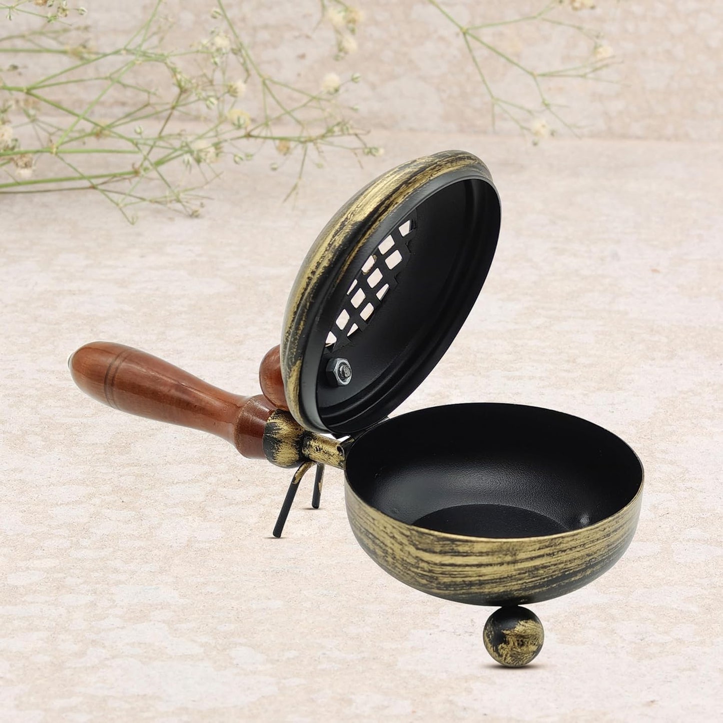 Antique Finish Metal Loban Burner with Wooden Handle | Vintage Dhoop Dani Incense Burner for Home, Pooja, Temple & Aromatherapy | Rustic Kapoor Dani & Home Fragrance Diffuser